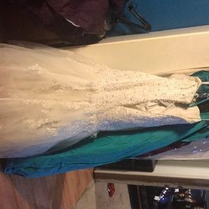 Mary's Bridal Dresses - Beautiful wedding dress Mary's Bridal Dresses - Beautiful wedding dress